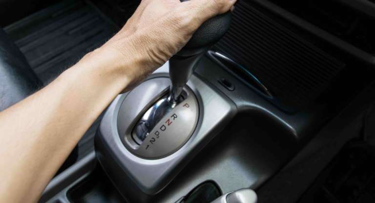 Changing from a manual car to an automatic: how to ensure a smooth ...